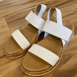 Steve Madden white sandals